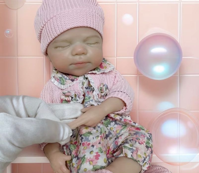 Papusa Reborn silicon moale flexibil squishy Noua in cutie