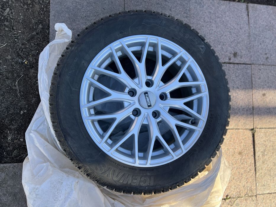 Диски с резиной.,