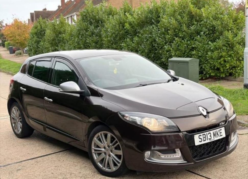 Parte Fata Bara Capota Faruri Aripa Tragher Renault Megane 3 GT-LINE