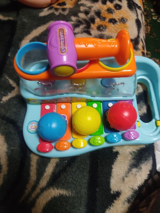 Продам игрушки разные