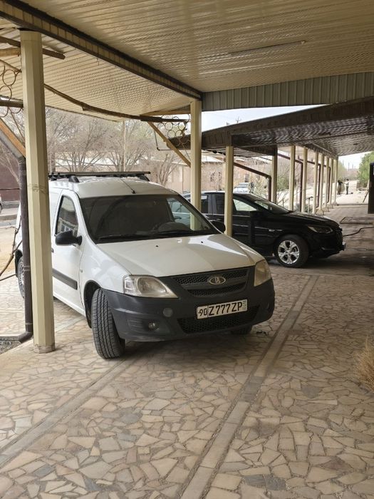 Lada largus 2015 yil