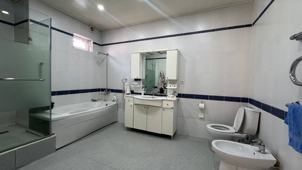 Продаётся участок, ор посольство Эрон, МирзоУлугбекский р-н