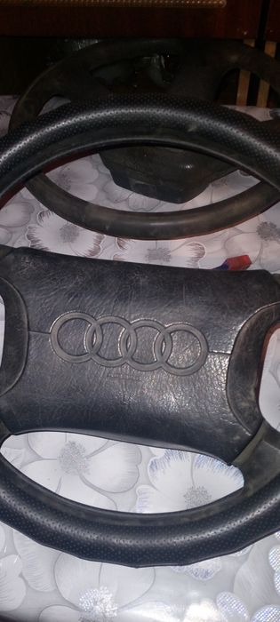 Продам руль на Мазду и на audi
