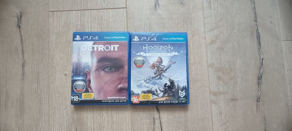 Диски пс4 Detroit become human и Horizon zero dawn