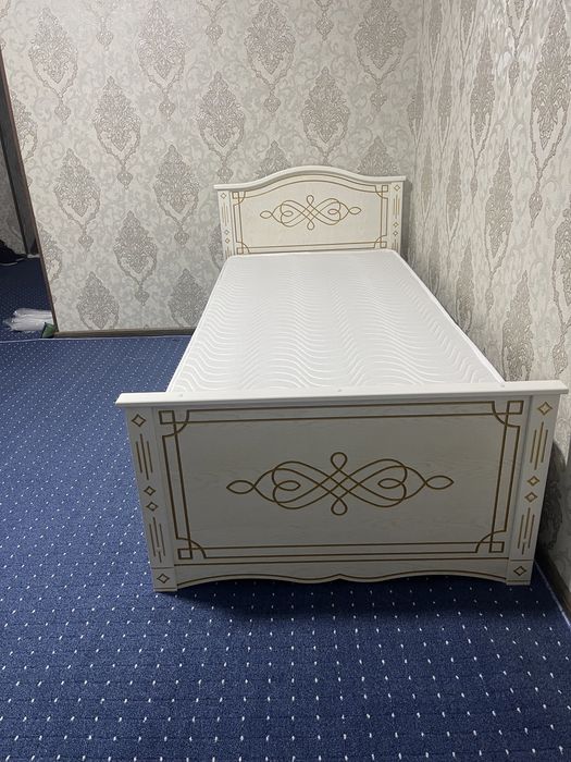 Karavat  Крават Atirul oq