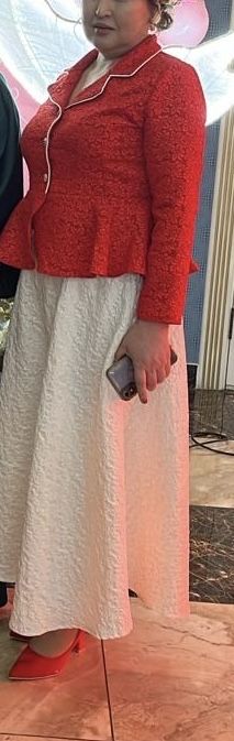 Продам шикарные платья