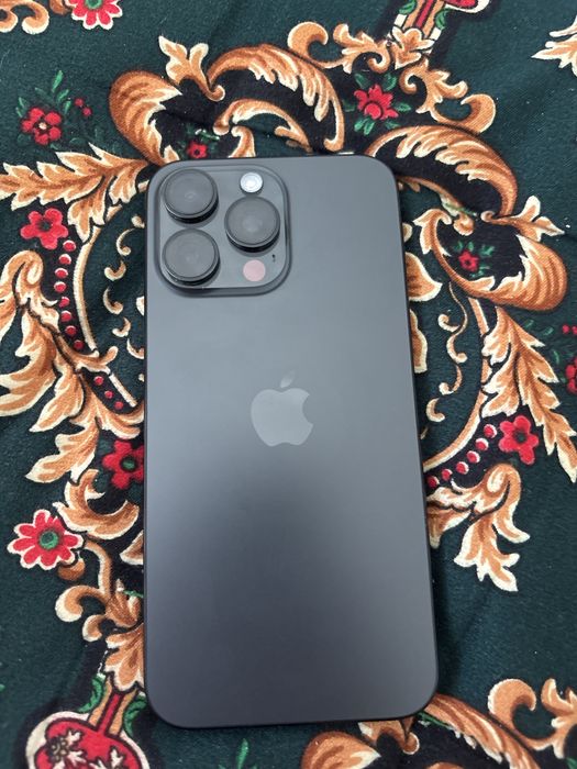 Iphone 15 pro max 256gb.