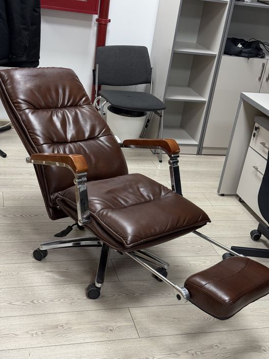 Продается кресло Dafna