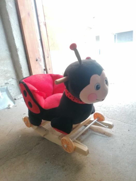 Детска  люлка калинка пееща