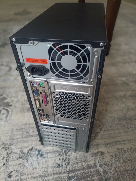 GIGA H61+i5-2500+DDR3 8GB+SSD 128GB+HDD 1TB