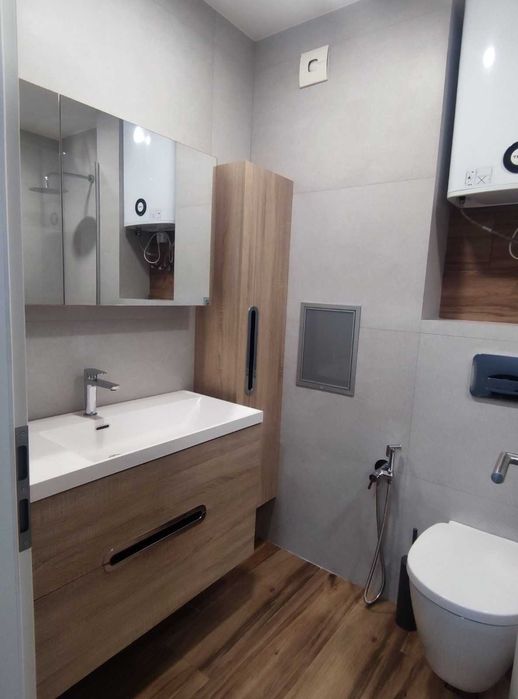Дава се под наем Двустаен апартамент в София, Изгрев - 80 кв.м за 920 € - Снимка #6