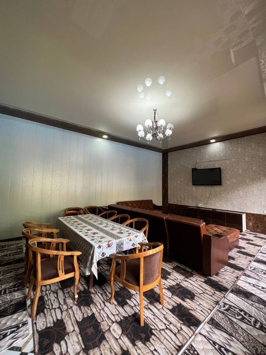 Dacha Oqtoshda tog’ eon bag’rida