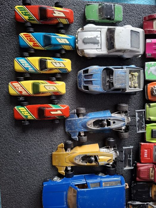 Лот метални колички - Matchbox,Hotwheels ,CCCR