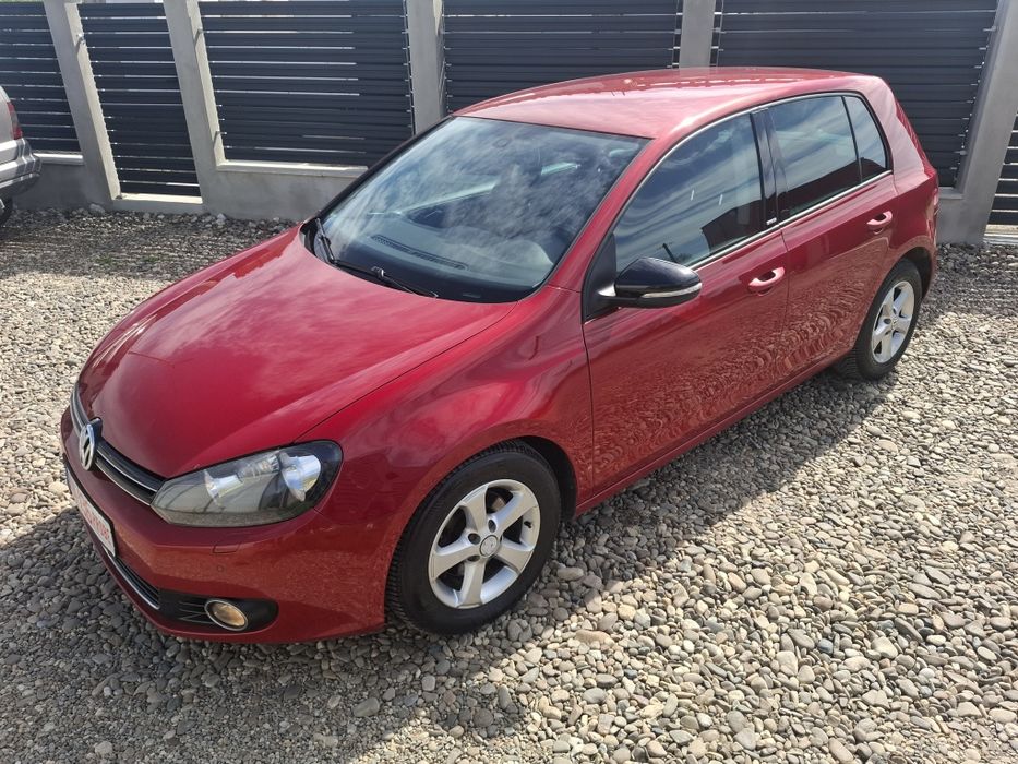 VW GOLF model STYLE 1.2 TSI Stare impecabila  revizii totale !