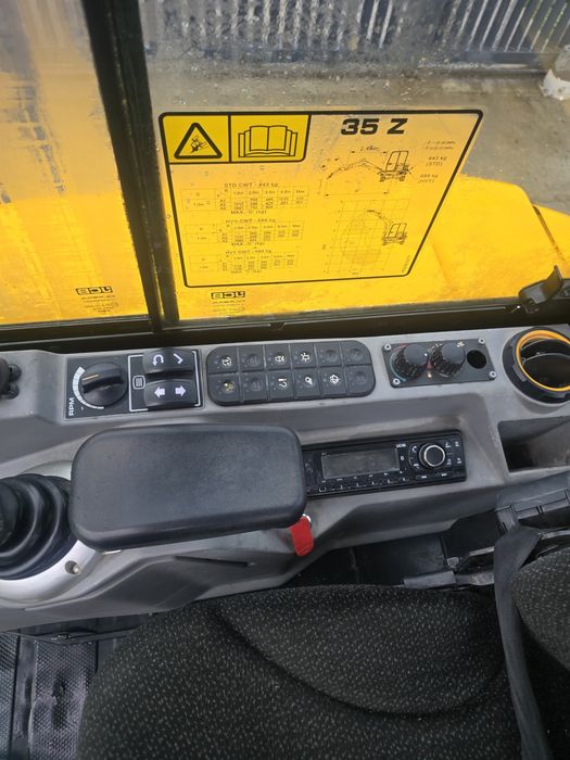 Miniexcavator jcb 35 Z an 2022