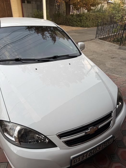 Срочно продаю автомобиль Chevrolet Gentra