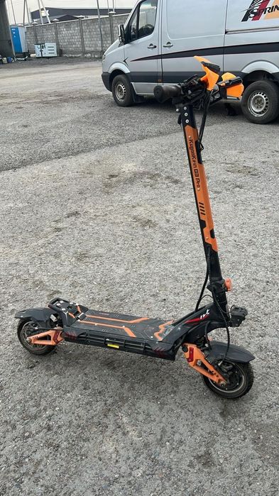 Продам электро самокат