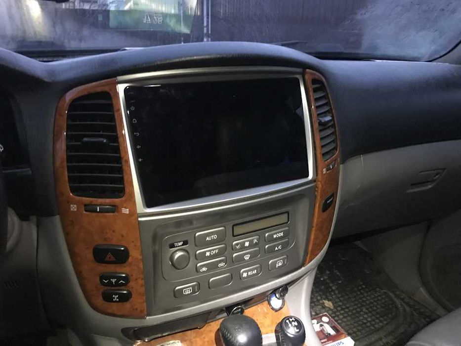 Проигрыватель, автомагнитола Android на Toyota Land Cruiser 100