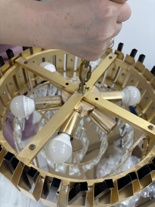 Люстра для спальни