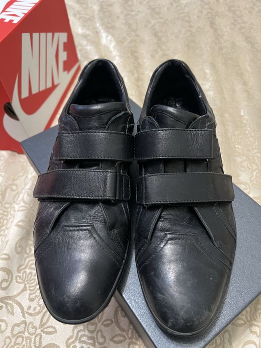 Продам кроссовки Baldinini, размер 42!