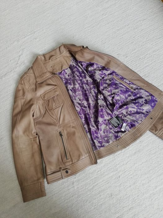 Куртка женская, кожаная.