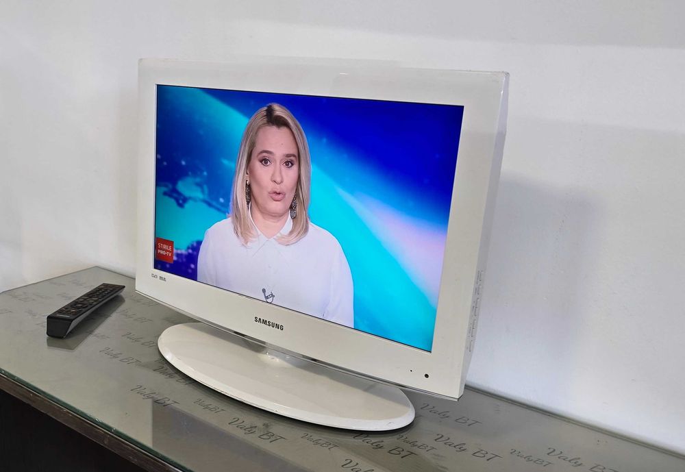 Televizor led Samsung LE22A455 - 22 inch/56 cm - Lichidare de stoc