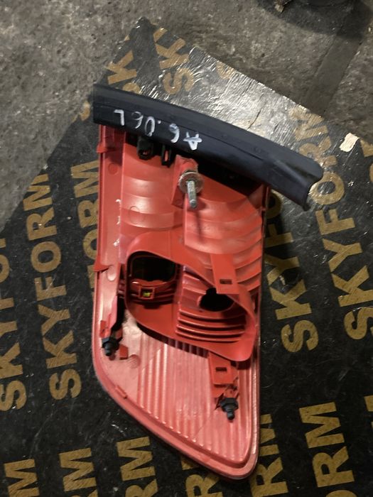 Audi A6 C6 4f Комби Ляв Стоп