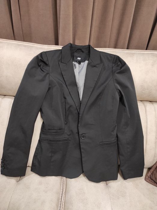 Дамско елегантно Сако H&M