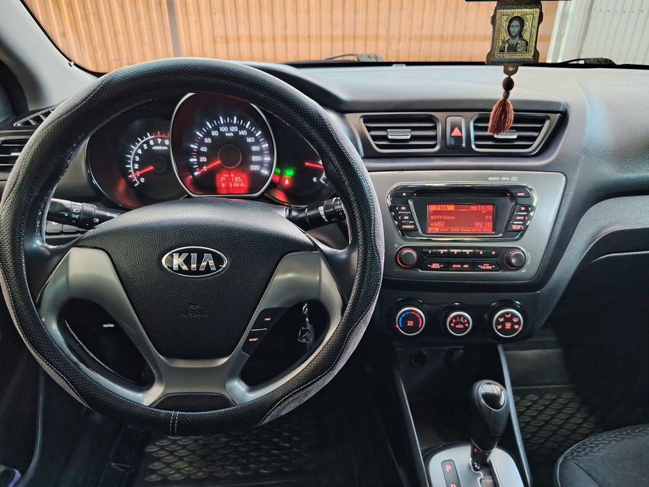 Kia Rio 2015год (Рестайлинг )