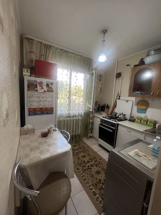 3 ком на дк строителе за 17 млн!