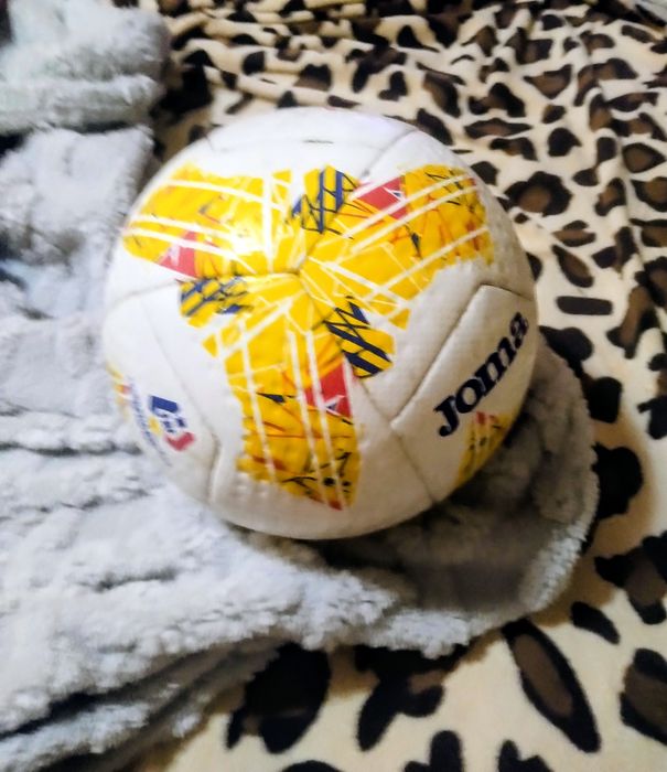 Vând minge joma frf