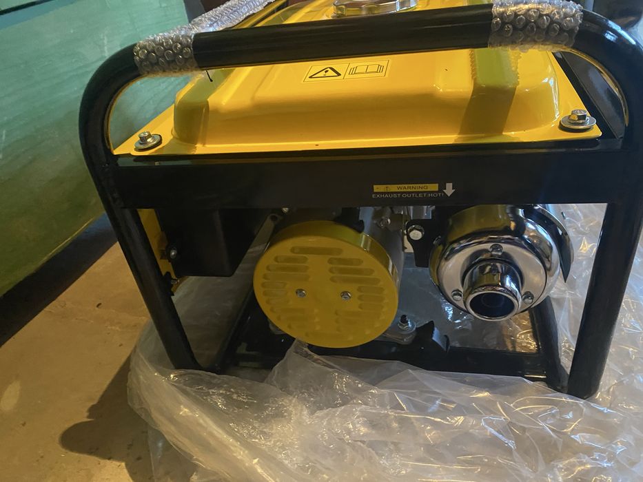 Бензиновый генератор