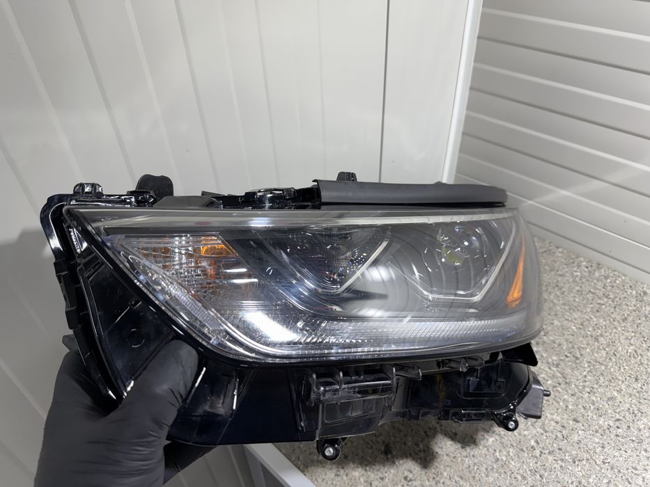 Far stânga  full led Toyota highlander