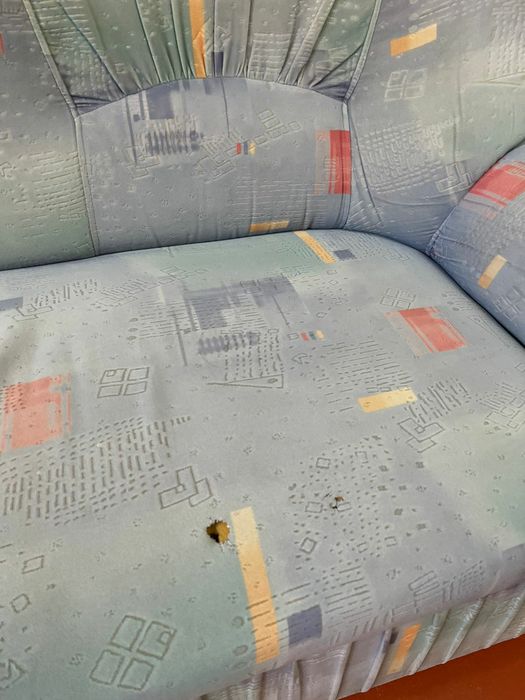 Продам диван с креслом