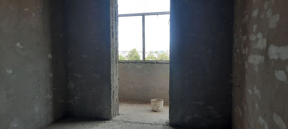 8 хонали уй сотилади