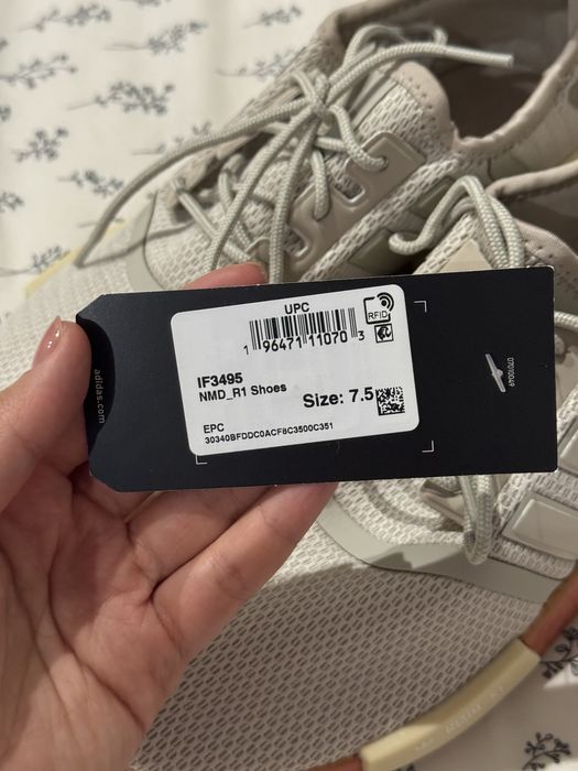 Кроссовки adidas новые