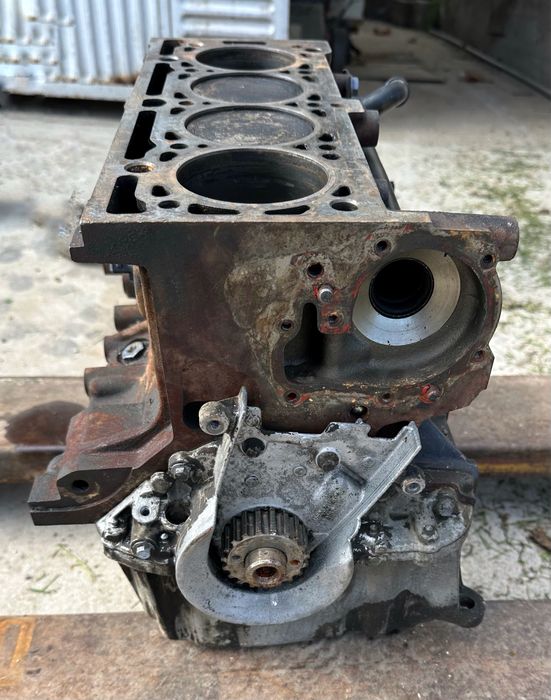 Двигател,мотор, цилиндров блок Dacia,Renault 1.4 MPI 75 кс.