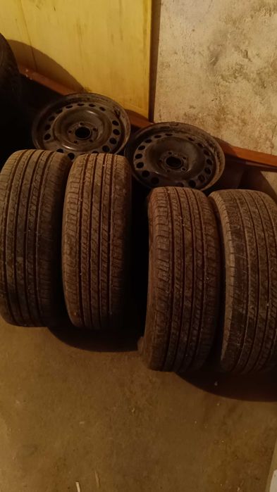 Джанти с Летни гуми 15ц.за Опел Вектра Б