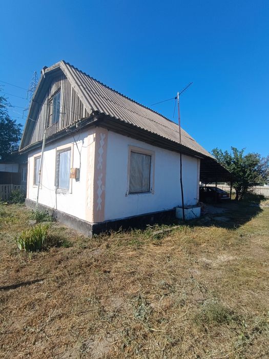 Прадам дачный участок с домиком.