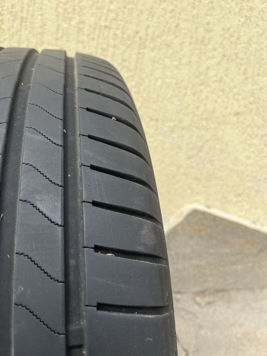 2 бр. летни гуми 225/55/17 Bridgestone DOT 0623 6 mm