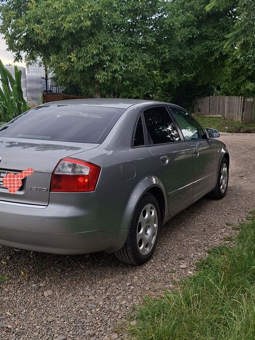 AUDI A4 2004 — imagine 3