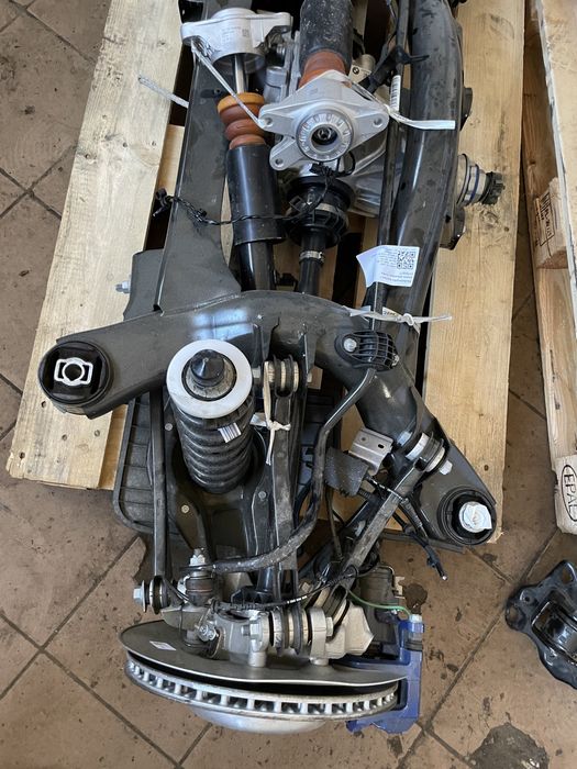 Punte spate BMW X1 F48 X3 F39 grup fuzeta telescop brat planetara jug