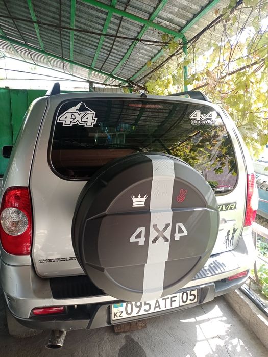 Шевроле нива 2010