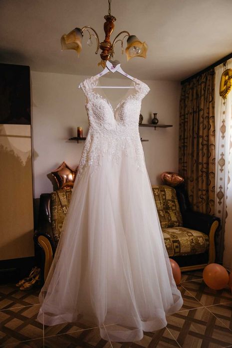 Rochie de mireasa+voal