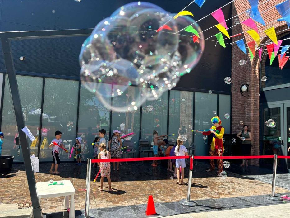 Animatori petreceri copii animator pachet 2 h 2 animatori