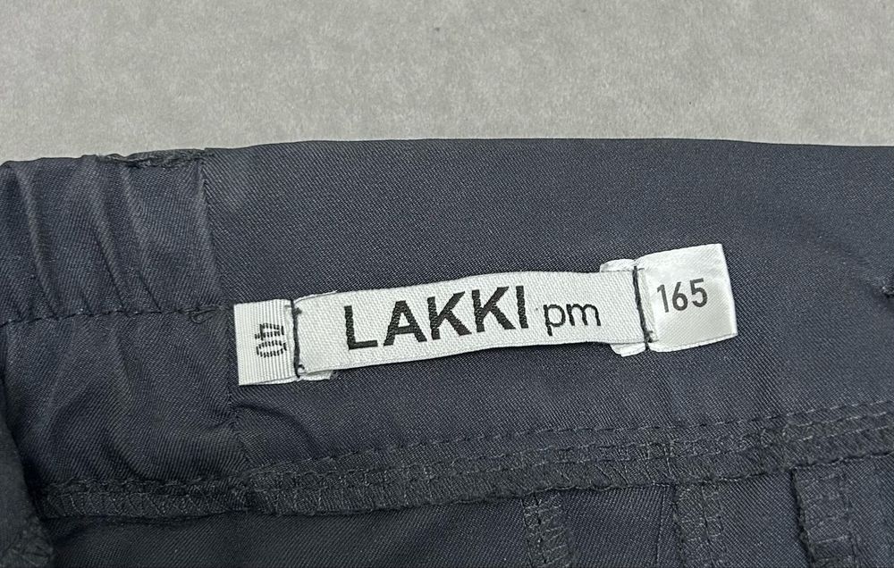 Продам серые брюки