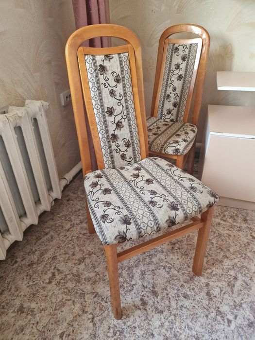 Стулья мягкие дерево