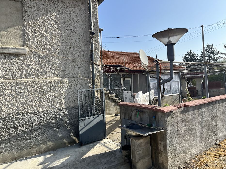 Продава се Къща в с. Брестак, Област Варна - 80 кв.м за 538 €/кв.м - Снимка #2