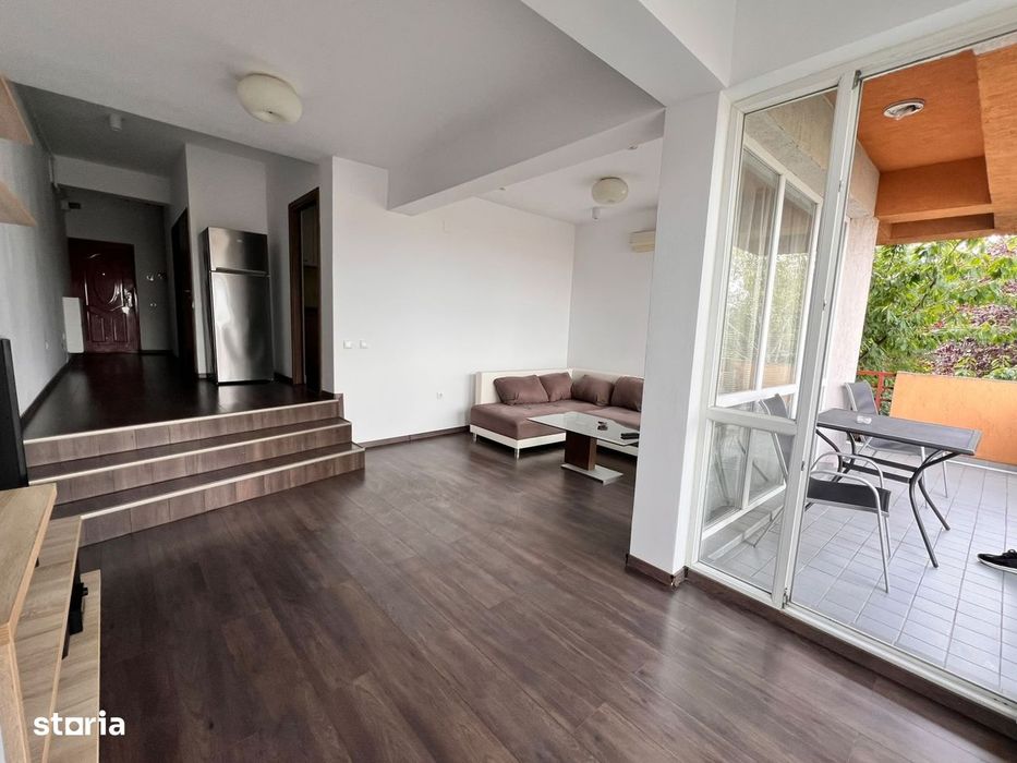 De vânzare apartament 3 camere Bună Ziua.