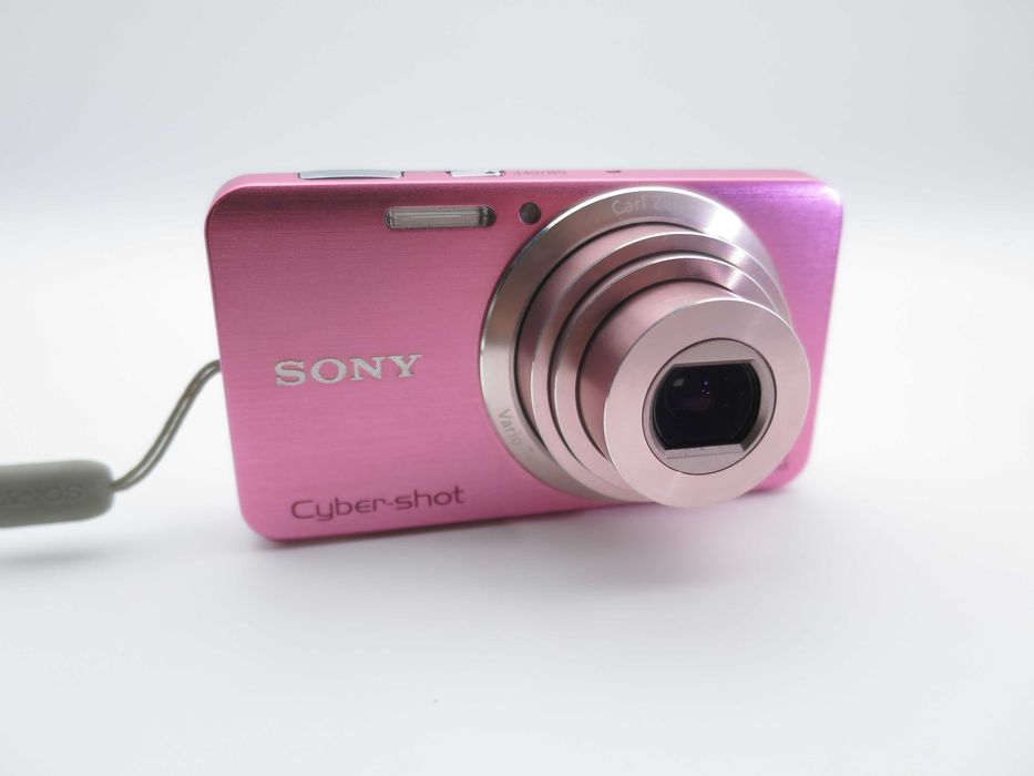 Sony Cyber-Shot DSC W630 ултра компактен цифров фотоапара, дигитална камера в розов цвят, отлично състояние, пълен комплект, работи перефектно!